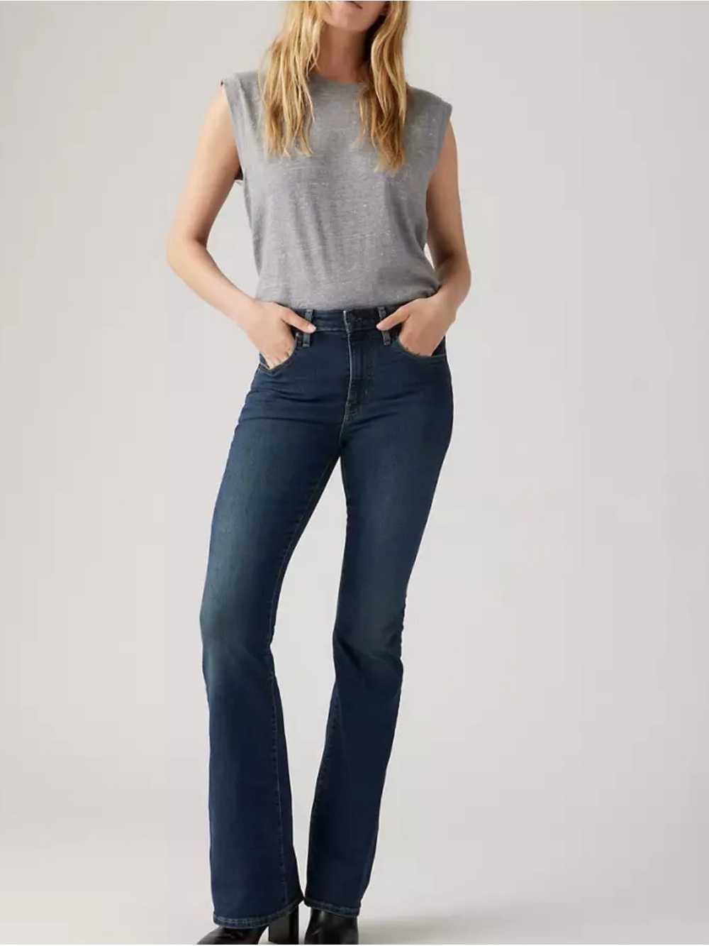 Levi's® Premium
726 High-rise Flare Women's Dark Wash Jeans, Size 30 - Picture 1 of 4